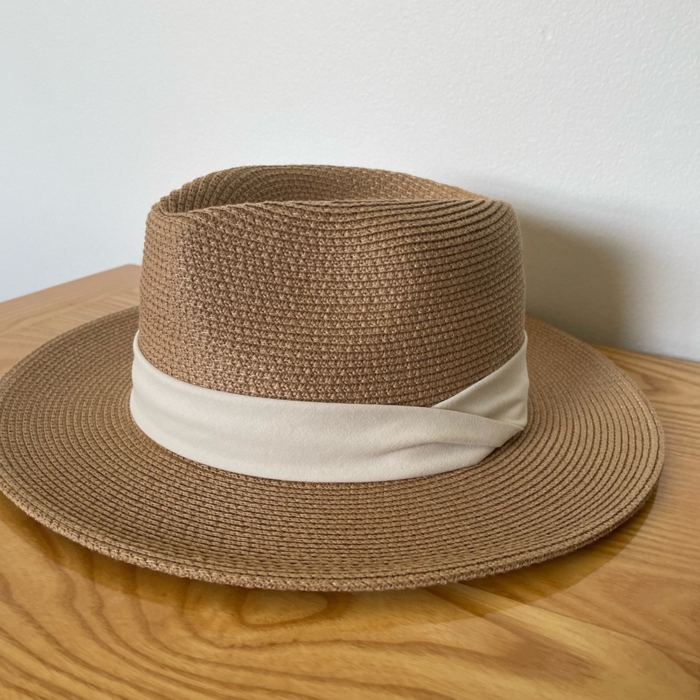 Straw sun hat